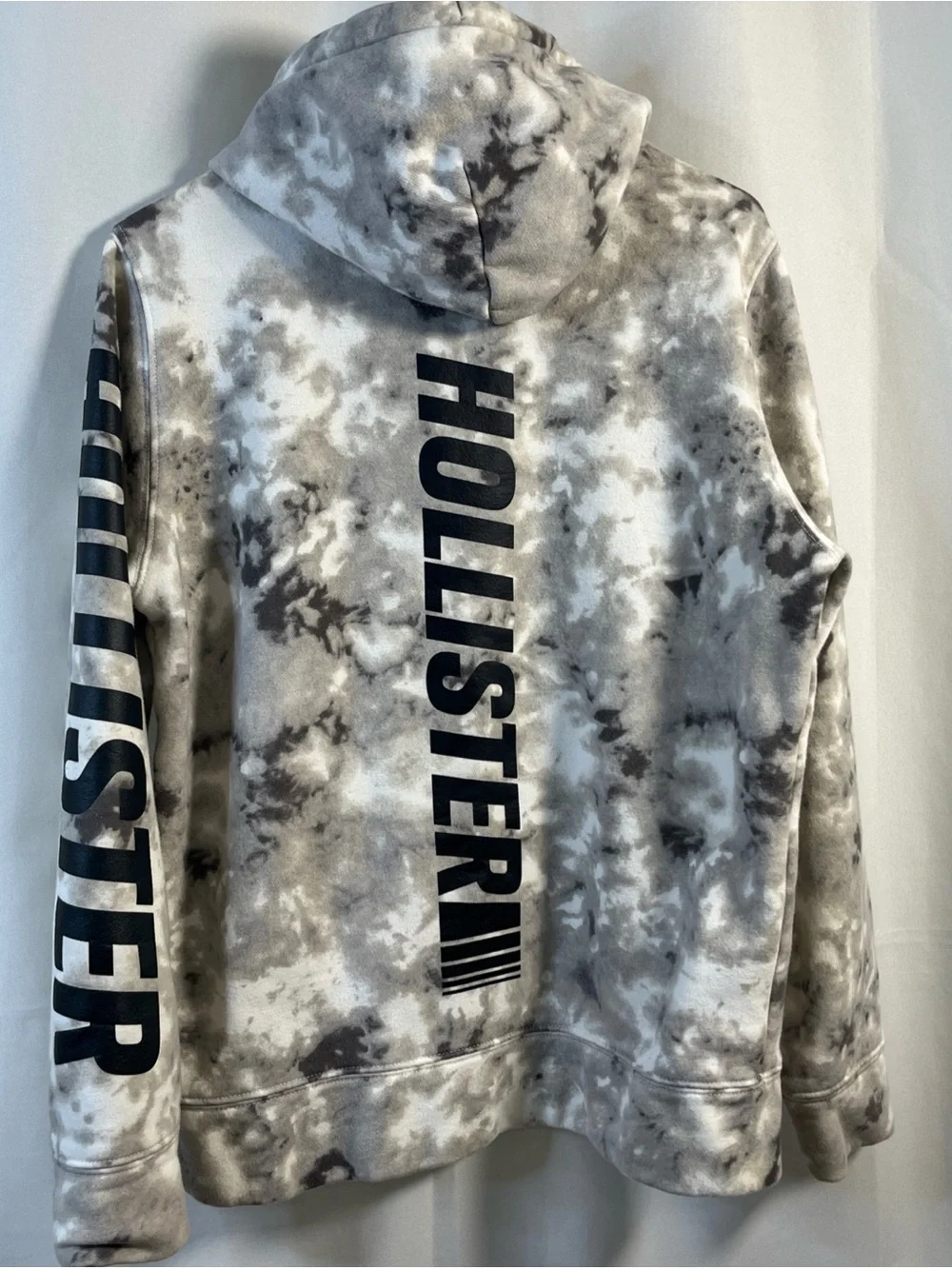 Hollister Men's Gray & Black Tie-Dye Crewneck Hoodie